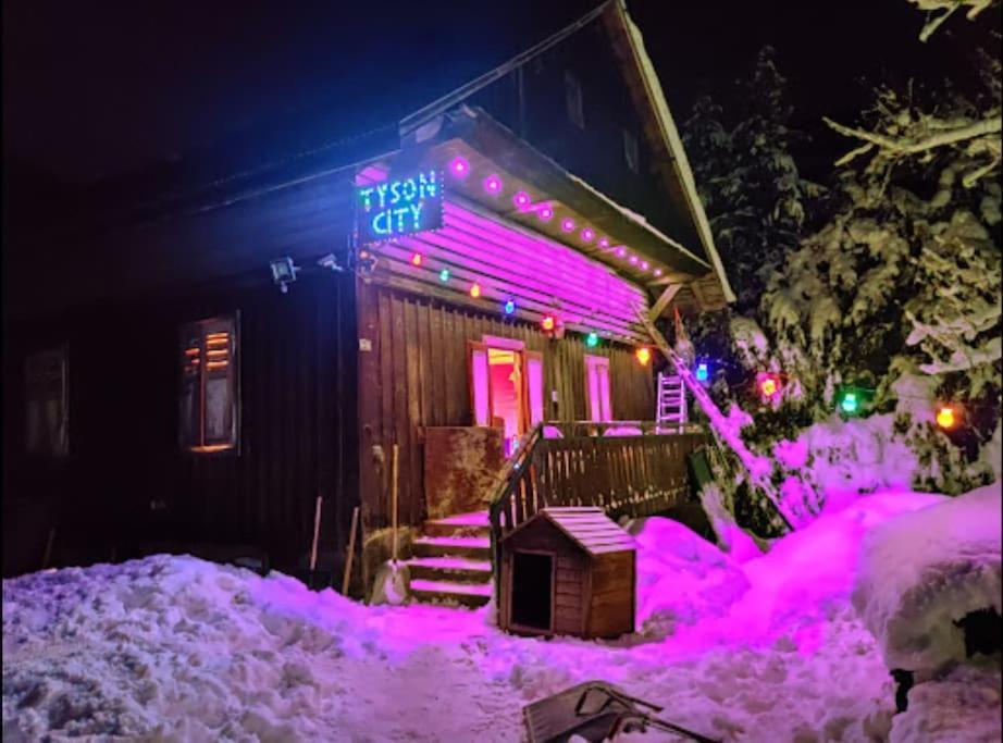 Chalet 8 Personnes + Grand Terrain Et Riviere Entremont Εξωτερικό φωτογραφία
