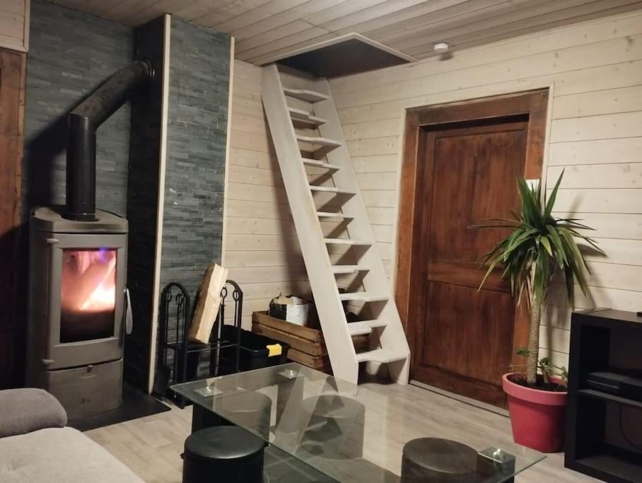 Chalet 8 Personnes + Grand Terrain Et Riviere Entremont Εξωτερικό φωτογραφία