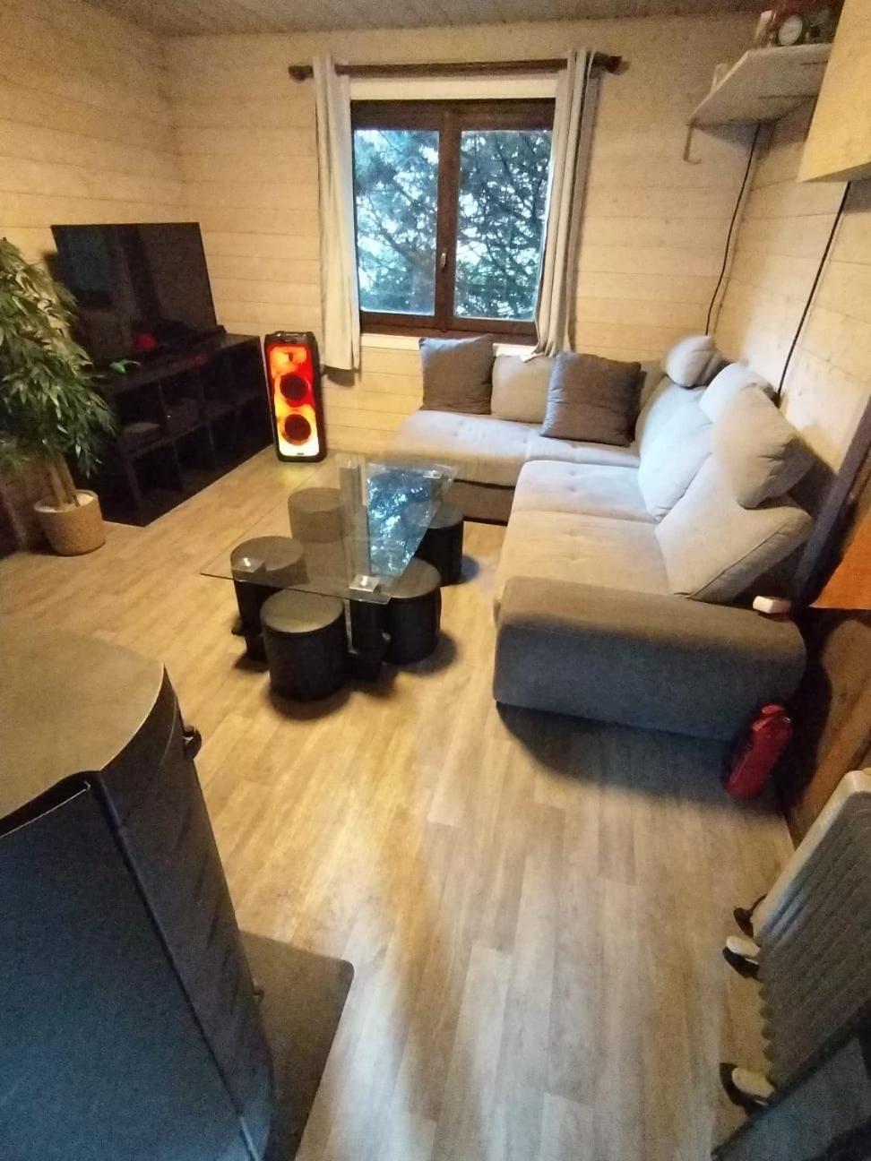 Chalet 8 Personnes + Grand Terrain Et Riviere Entremont Εξωτερικό φωτογραφία